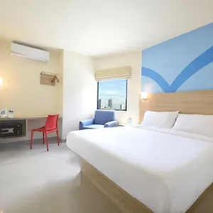 3* Hotel Hop Aseana Manila